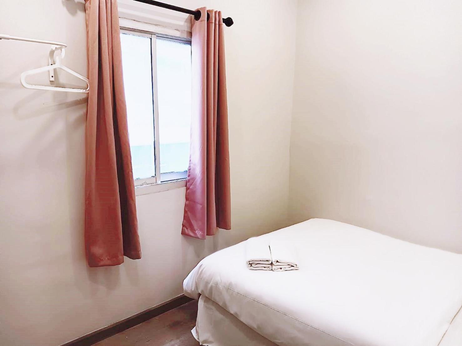 Hidden Dragon X Yaowarat Road Apartment Банкок Екстериор снимка