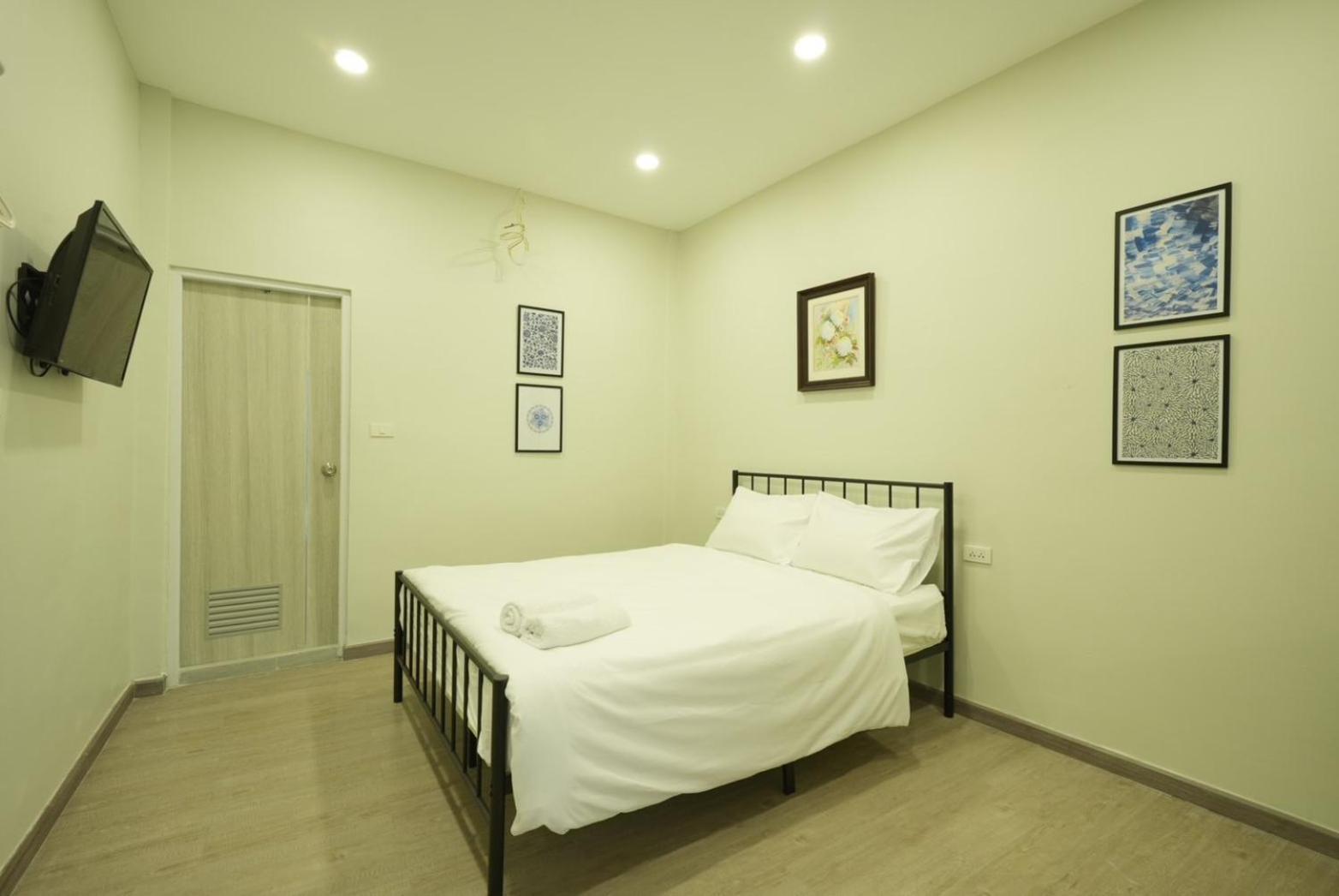 Hidden Dragon X Yaowarat Road Apartment Банкок Екстериор снимка